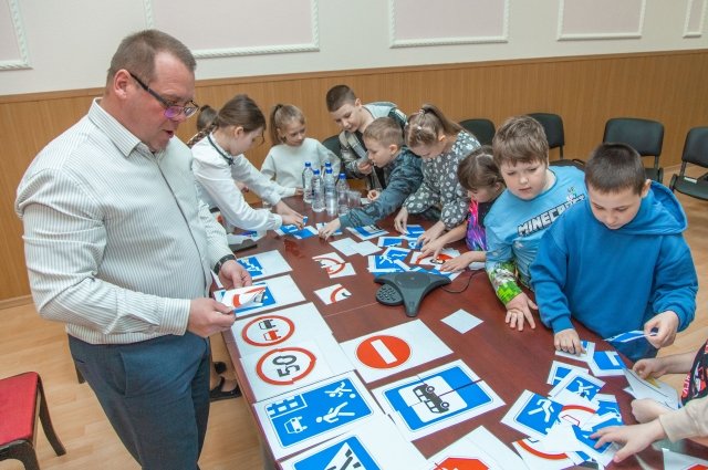 Оренбургские газодобытчики напомнили детям о правилах безопасности.