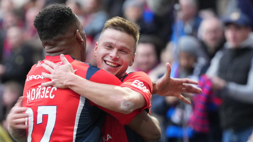 Град голов, спорный пенальти и травма Акинфеева: ЦСКА забил три мяча к 19-й минуте и обыграл «Спартак» в РПЛ