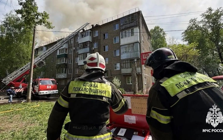 В Уфе из-за пожара эвакуировали жильцов многоквартирного дома
