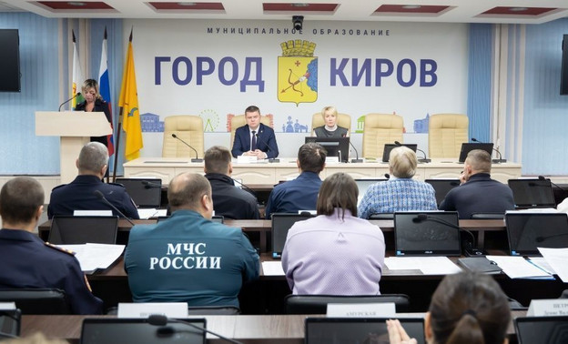 В Кирове ищут новые подходы к профилактике подростковых правонарушений