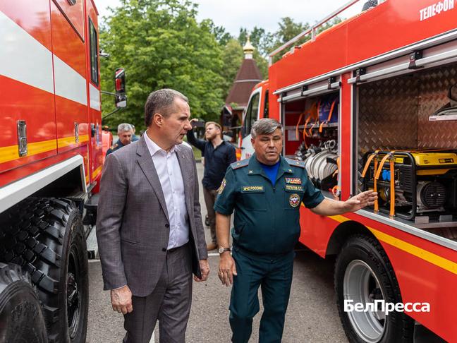 Белгородским спасателям передали 12 спецмашин - Изображение 2