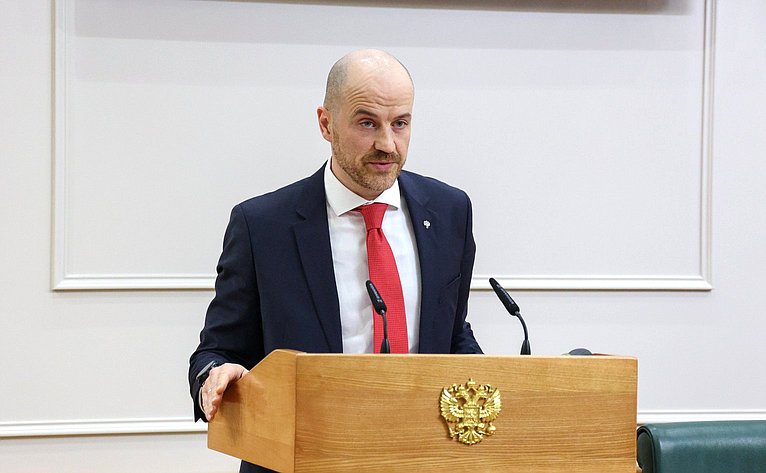 Парламентские слушания Комитета СФ по федеративному устройству, региональной политике, местному самоуправлению и делам Севера «Инновации и современные технологии в строительстве и жилищно-коммунальном хозяйстве»