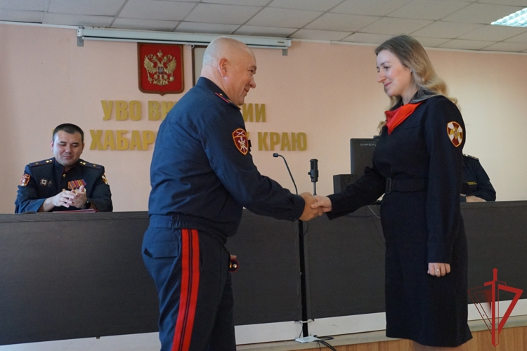 В Хабаровске состоялись торжественные мероприятия, посвящённые 73-летию со дня образования подразделений вневедомственной охраны (видео)