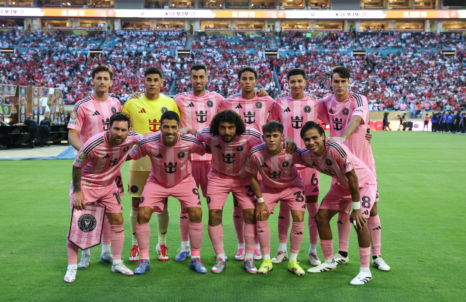 Защитник «Интер Майами» Альба поделился ожиданиями от матча с «ПСЖ»