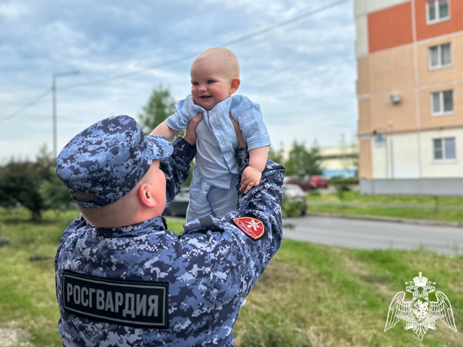 В День семьи, любви и верности сотрудник пресс-службы Росгвардии рассказал о своей семье