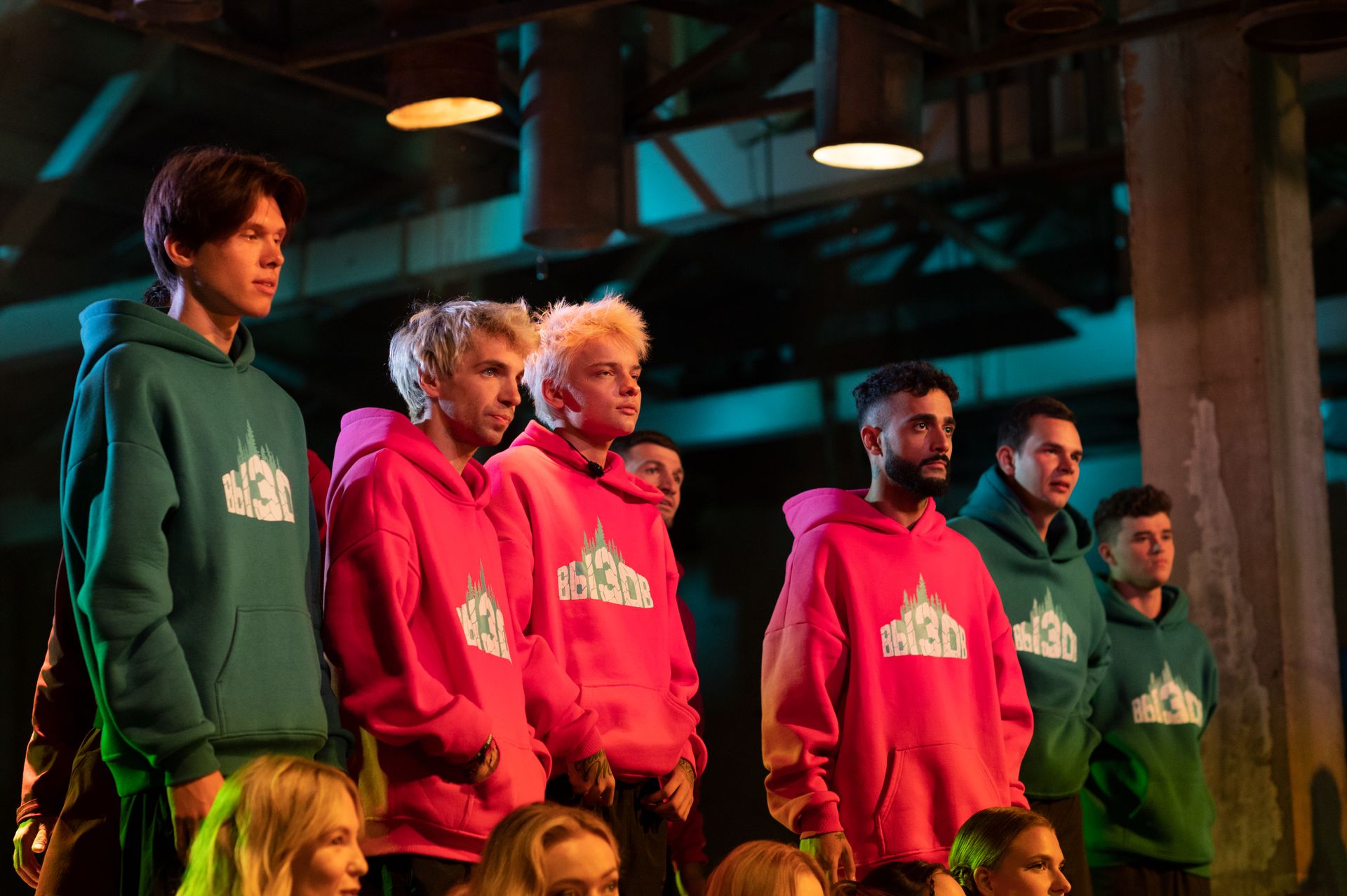 Шоу вызов на тнт. Тнт битва экстрасенсов 2022. Вызов тнт шоу 2022. Вызов тнт. Проект вызов тнт.