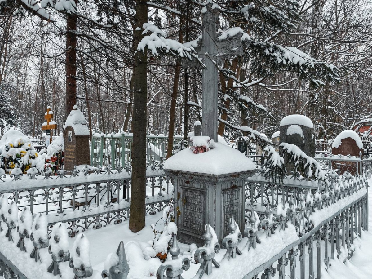 Кладбище нижегородская область. Нижегородский некрополь. Новое кладбище Нижегородская область. Стригинское кладбище Нижний Новгород фото памятников. Новое Стригинское кладбище Нижний Новгород схема.