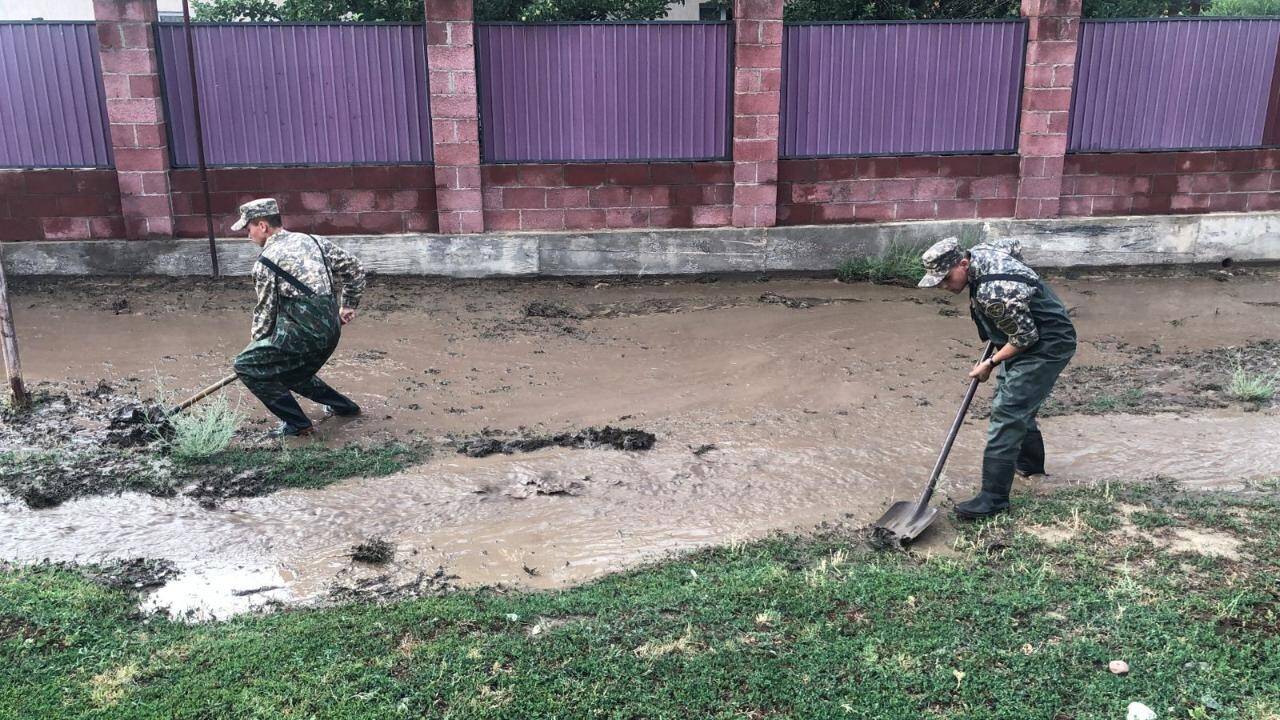 Сильный дождь фото