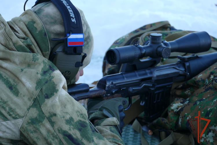 Учебно-методический сбор снайперов ОМОН «Штурм» Росгвардии завершился в Омске