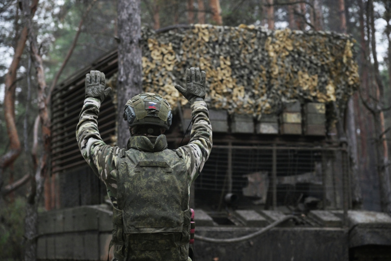 Крупные военные объекты в ряде областей Украины попали под удар