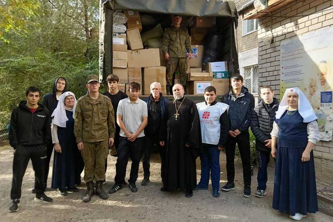 Оренбургская епархия отправила в зону СВО более 10 тонн дополнительной помощи.