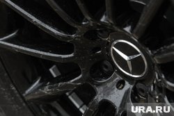 Иномарка получила серьезные повреждения