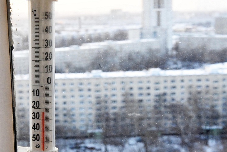 Климат в нашем городе суровый морозы начинаются. Якутия -60 градусов. -60 Градусов Мороза. Морозы в Якутии. Оймякон Мороз.