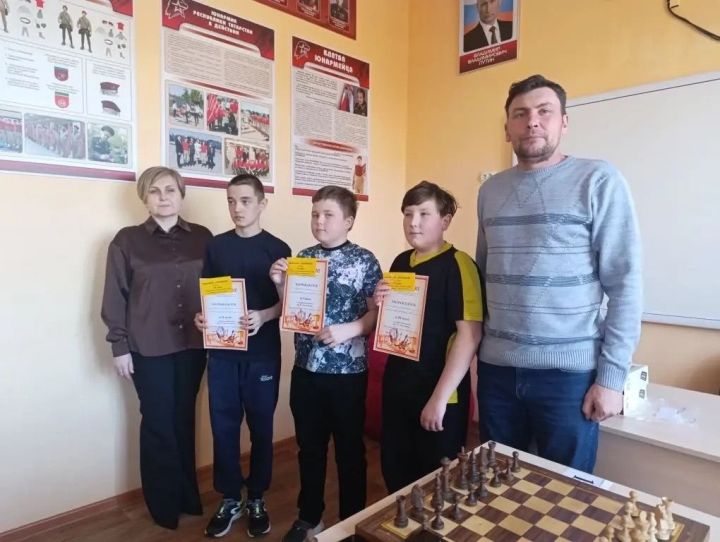 В Агрызе прошло первенство по шахматам памяти Тельмана Заляутдинова