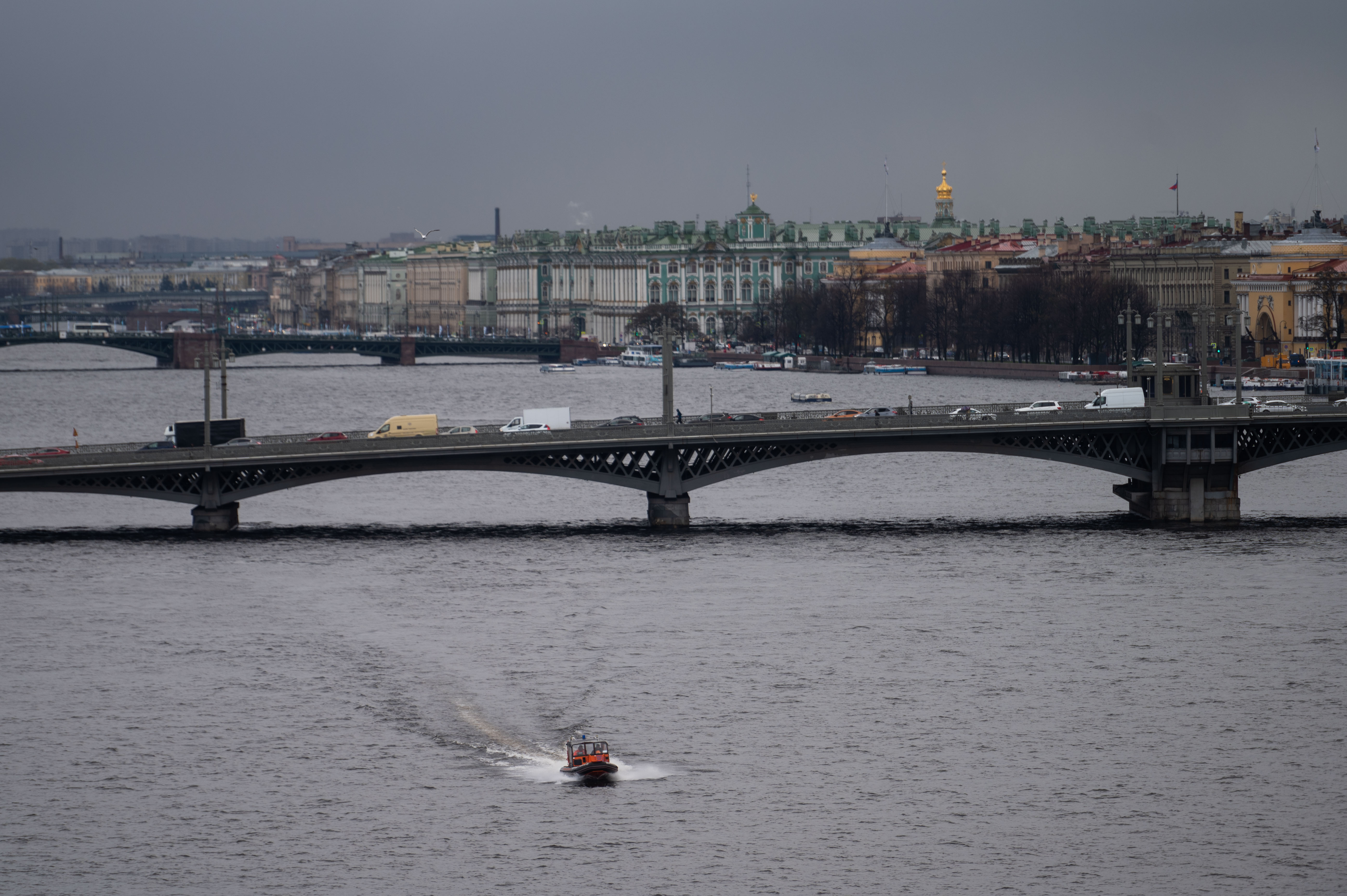 санкт петербурга мосты через неву