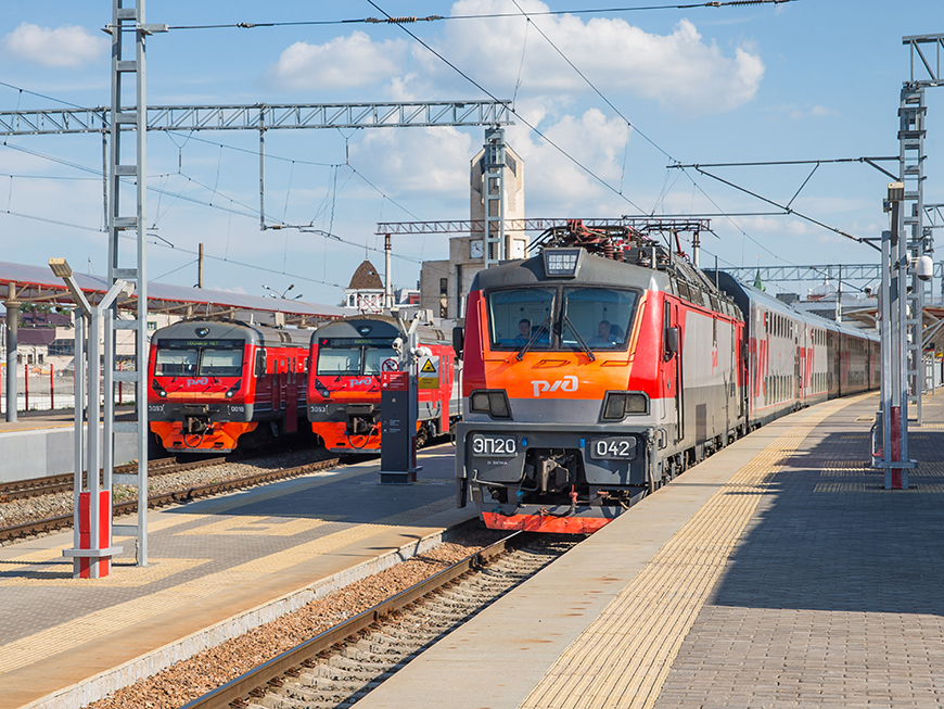 российские электрички. электричка отправилась с казанского вокзала в 11. электричка отправилась с казанского вокзала в 11. электричка на казань из вятских полян ,расписание. электричка на лобню остановки.