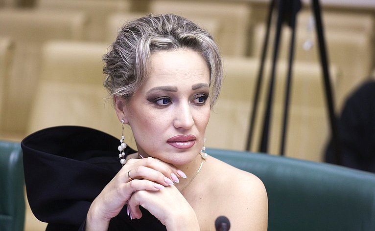 Анастасия Жукова провела встречу с лидерами XIV Всероссийской акции «Добровольцы – детям»