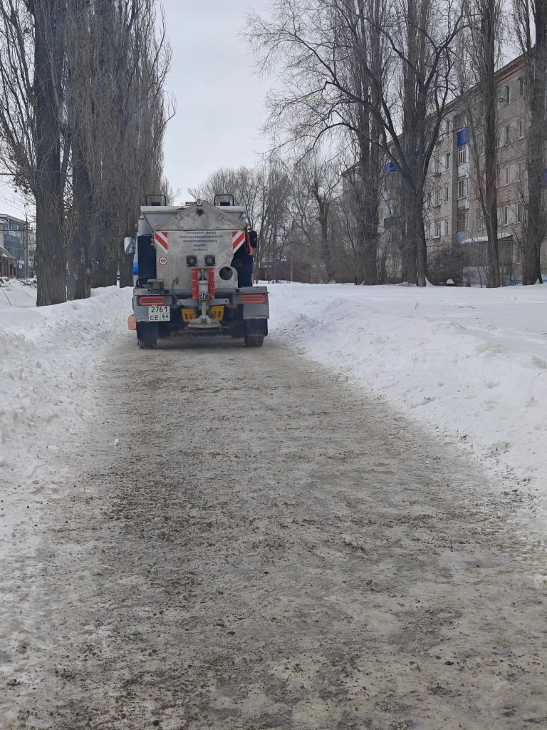 Благоустройство Балаково: уборка улиц, ремонт освещения и проверка светофоров