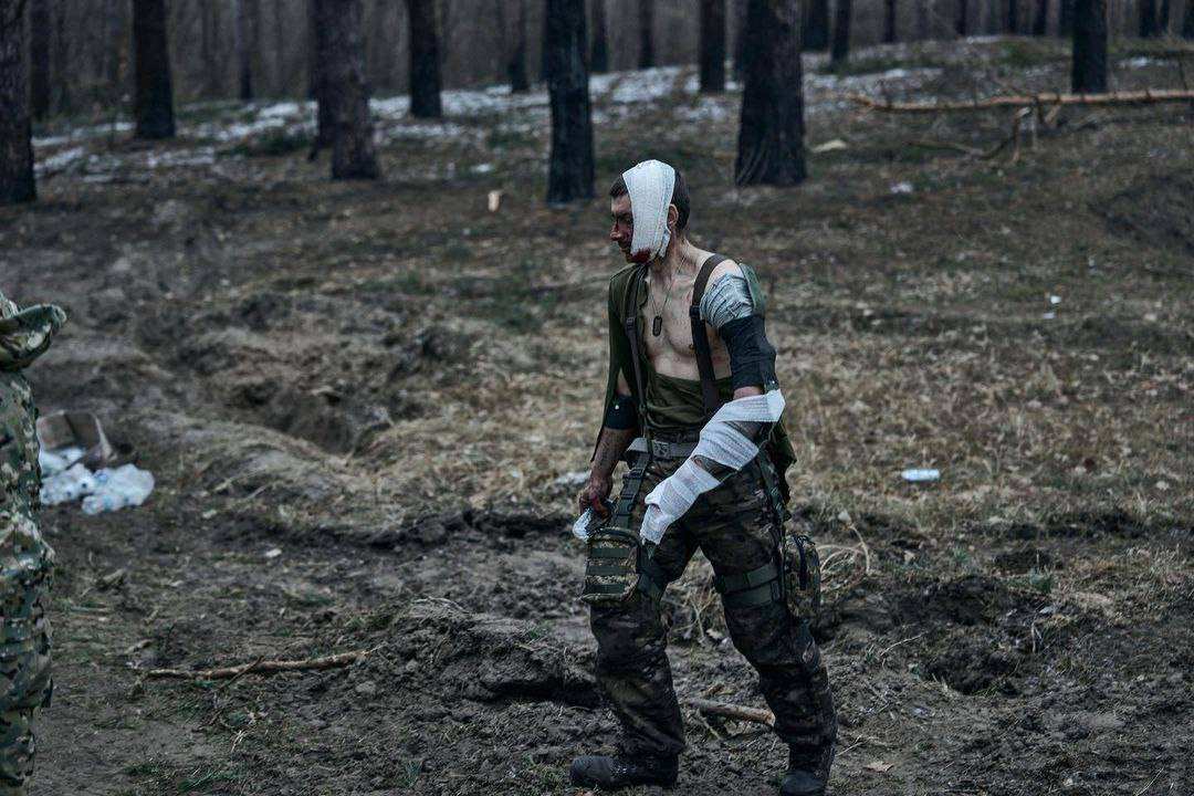 Жуткие кадры: штурмовики «Отважных» захватили позиции врага под Кременной (ФОТО 18+)