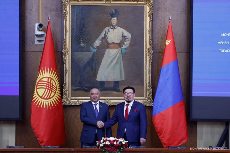 Спикеры парламентов Монголии и Кыргызстана провели официальные переговоры