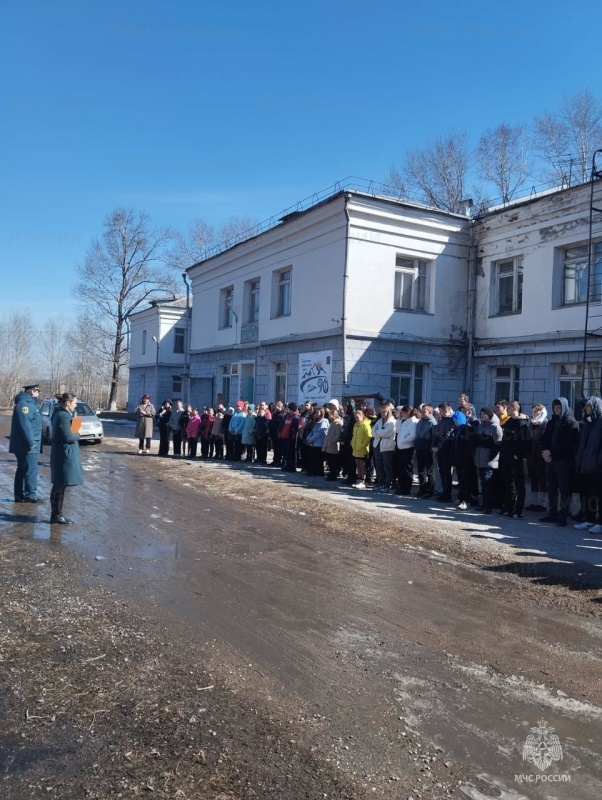 Потушили условный огонь во время занятий школьники Облученского района ЕАО
