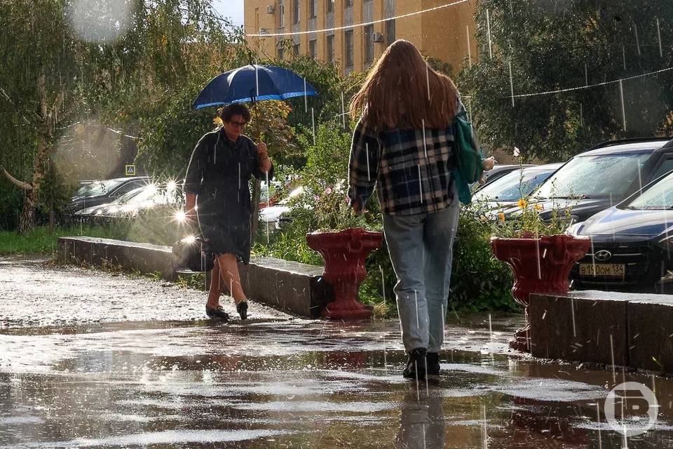 вечером прошел первый майский дождь и прогремела