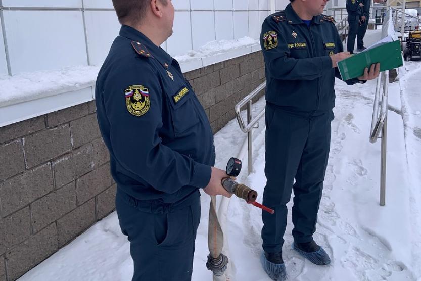 проверка пожарной безопасности. пожарные проверки 2023. пожарный надзор. инспектор пожарной безопасности. пожарные проверки 2023.