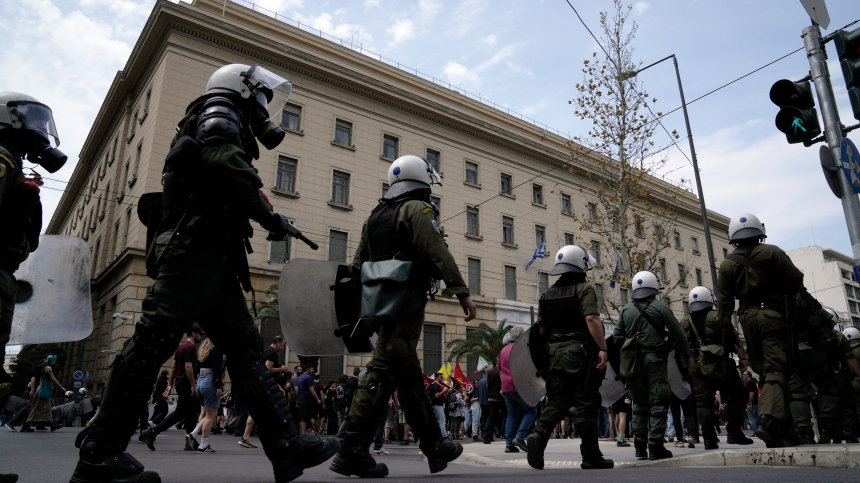 Массовый митинг против военных планов НАТО прошел в Афинах