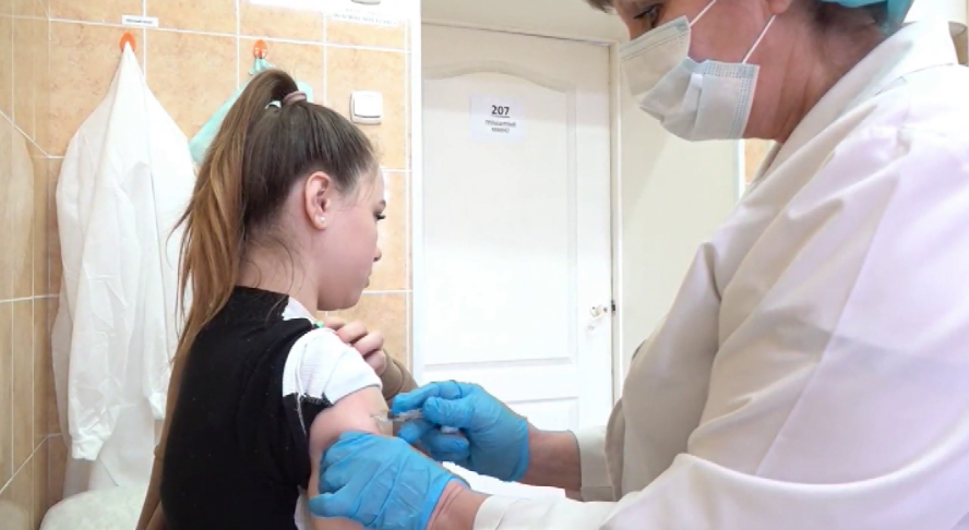 В Свердловской области продолжается вакцинация от гриппа и ОРВИ