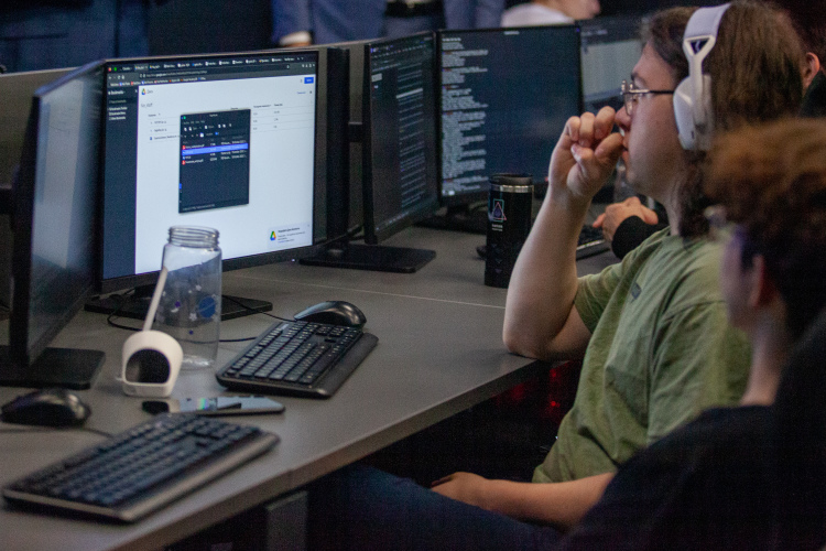 1-е место уже второй год занимает ООО «Процессинговый центр» «Татнефти»