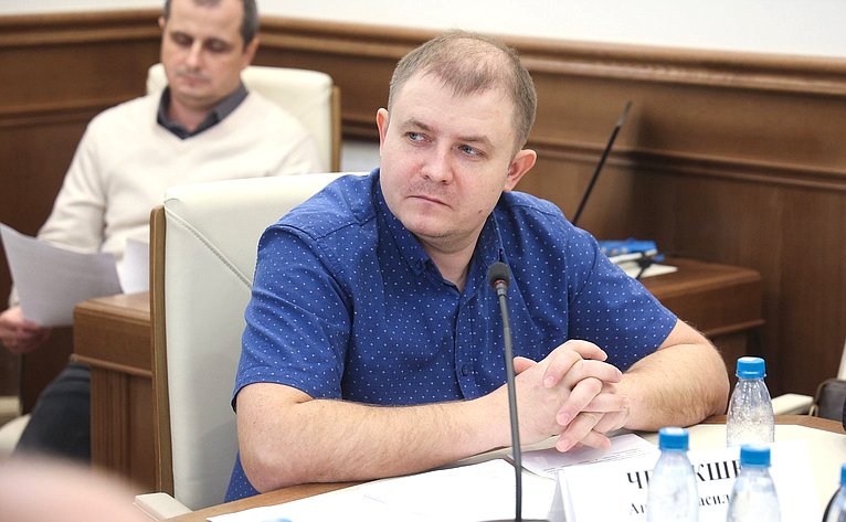 Совещание Комитета Совета Федерации по аграрно-продовольственной политике и природопользованию «О реализации Всероссийской программы «Деревья – памятники живой Природы»»