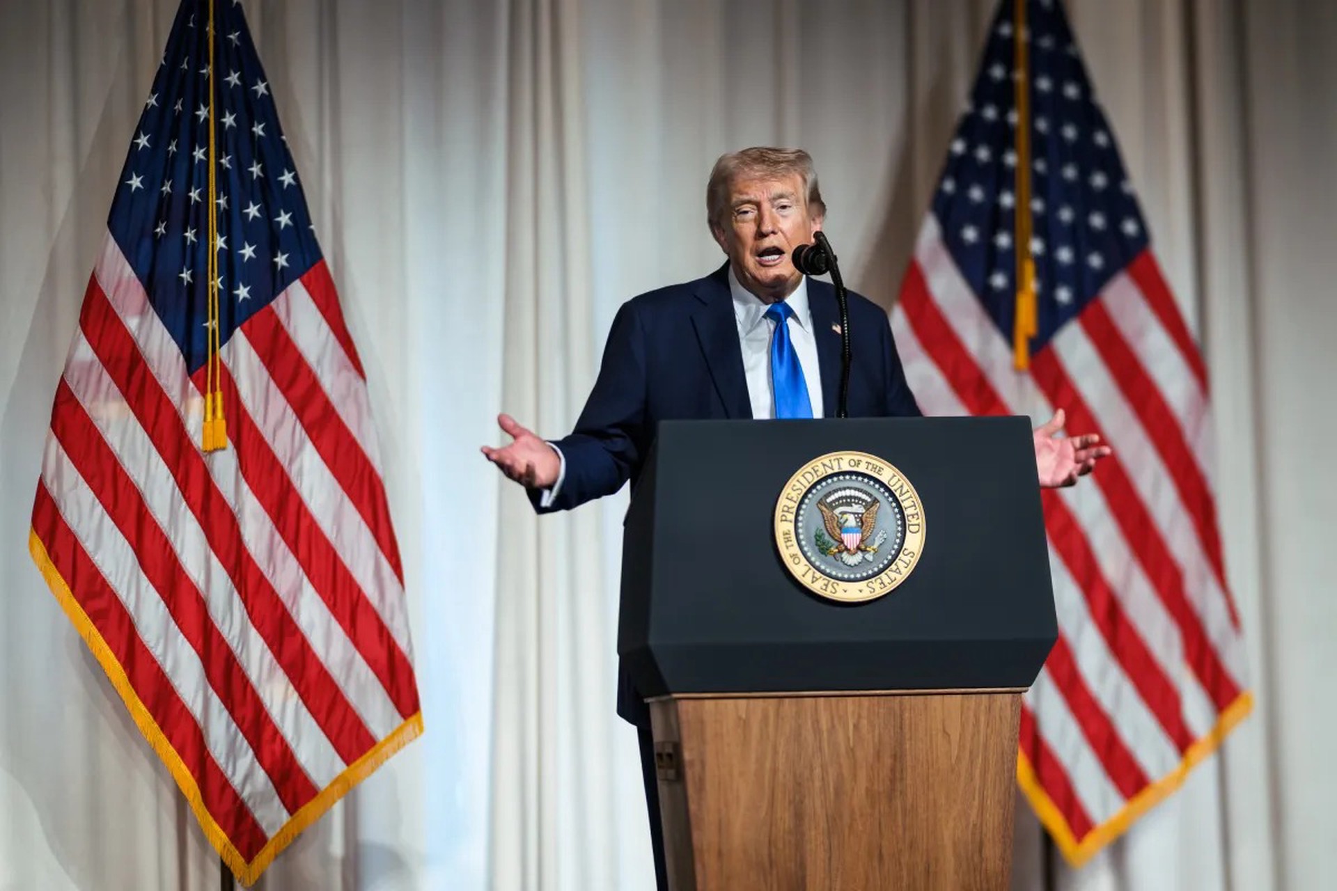 Трамп установил новый крайний срок для мирной сделки с Ираном