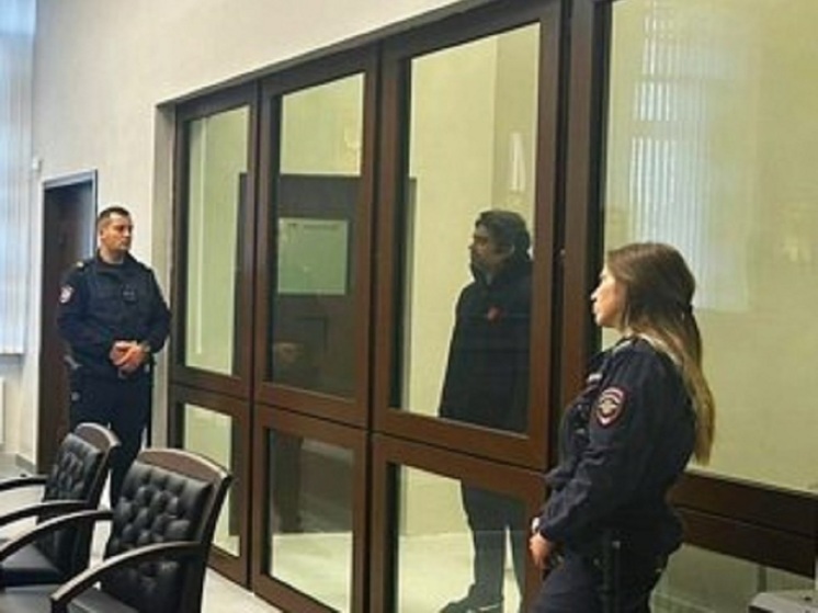 Под стражу заключили обвиняемого, который взял в заложники екатеринбуржца