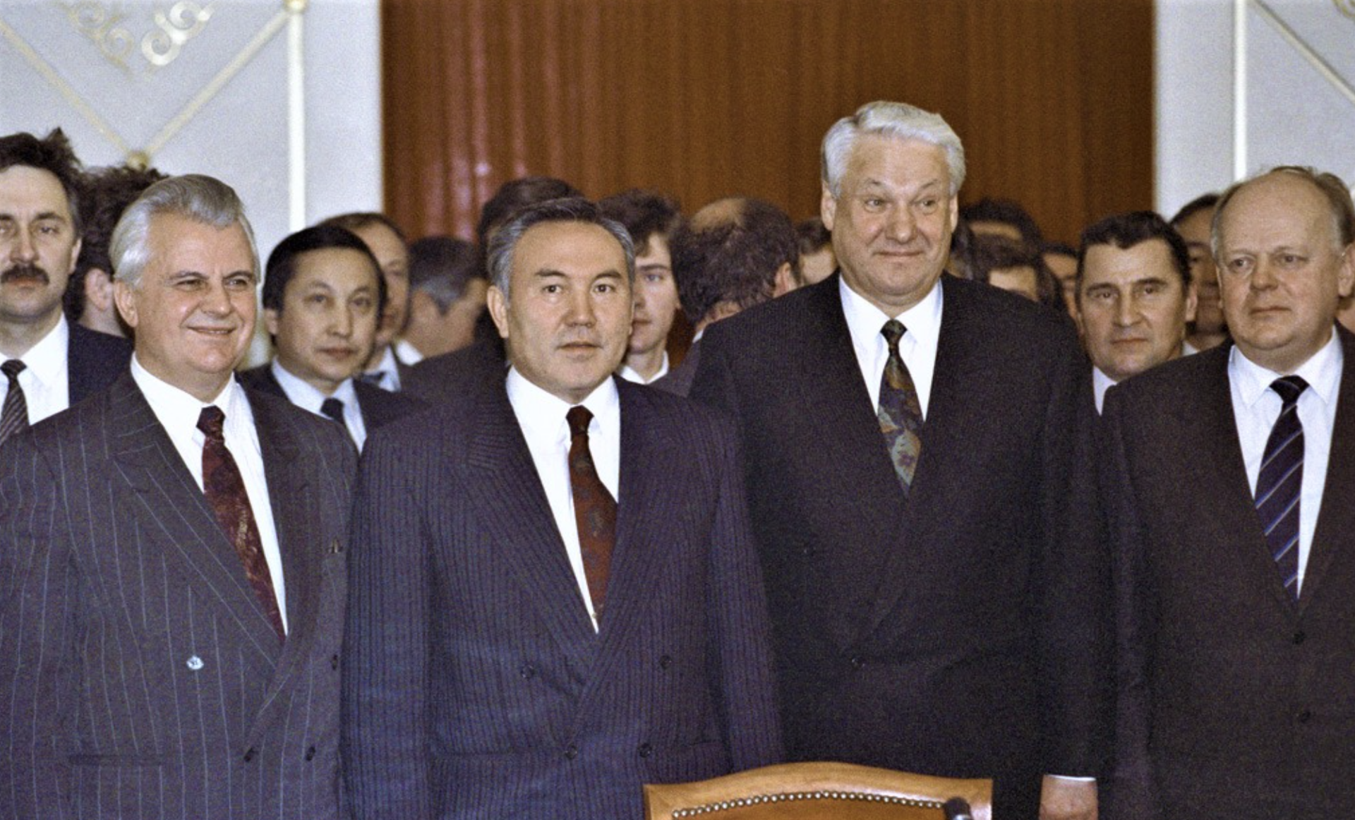 центральные органы кпсс. союз советских социалистических республик. руководители союзных республик. беловежские соглашения в декабре 1991 года подписали. руководители союзных республик.