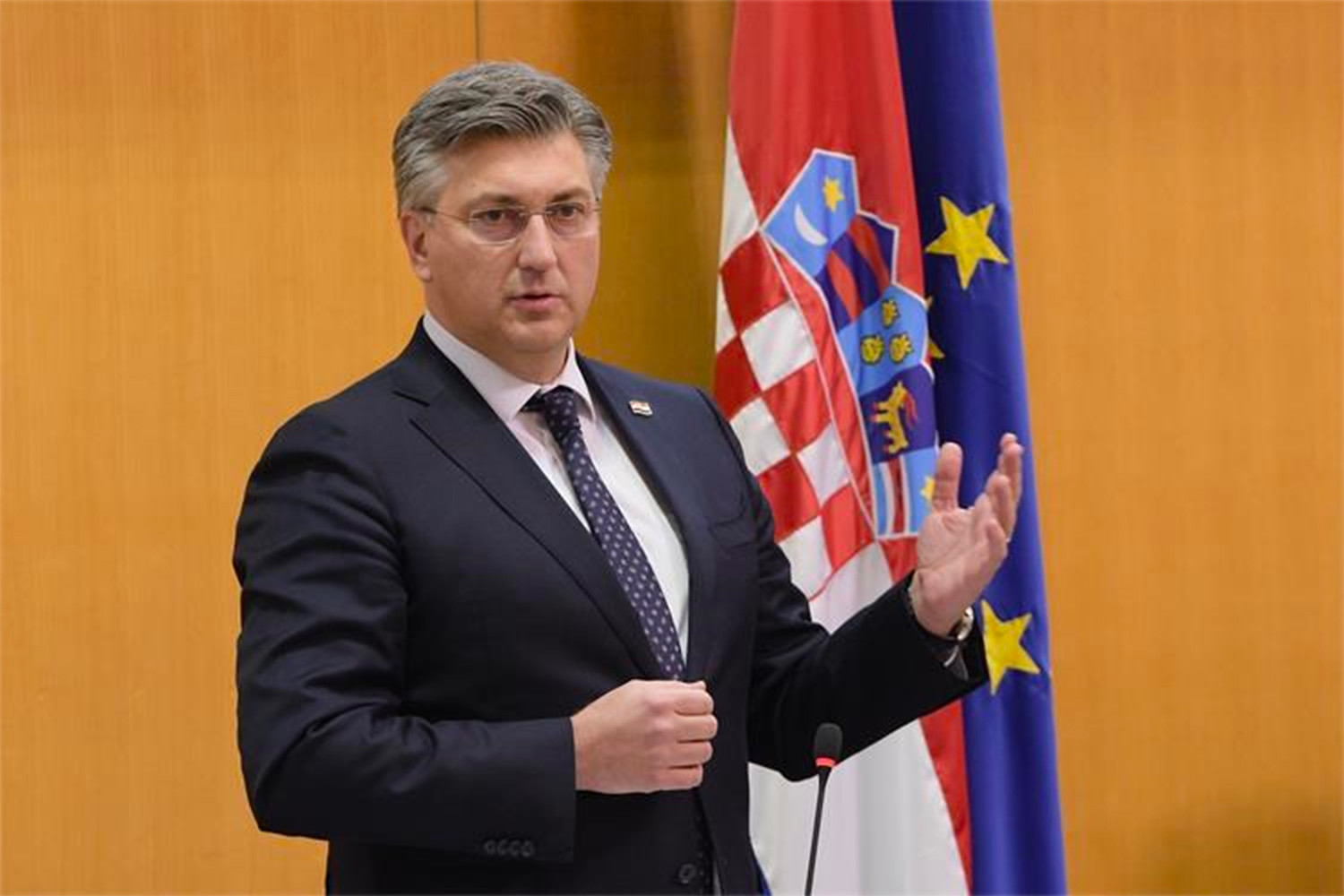 Премьер Хорватии вступил в должность