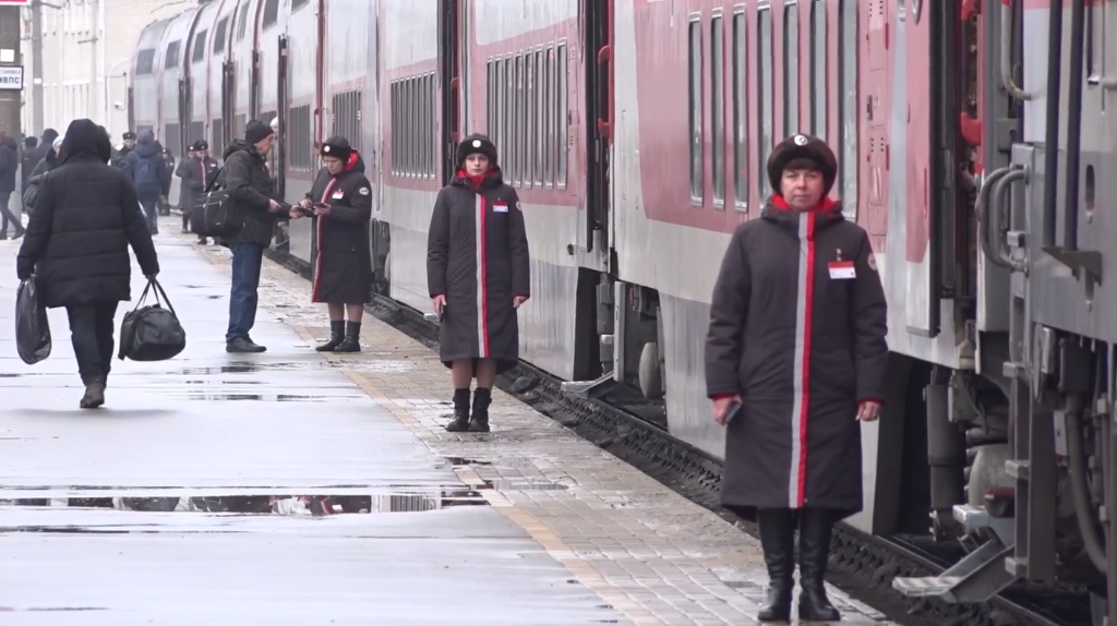 РЖД запустит посадку по биометрии на ряде направлений, Брянск в список не вошёл