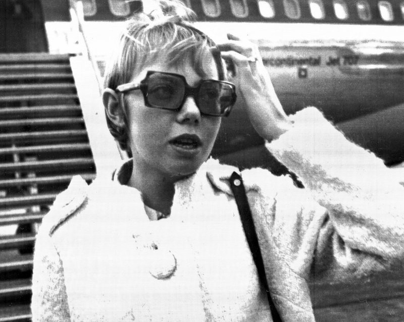 Вера в себя и пакет конфет помогли девушке остаться в живых после авиакатастрофы