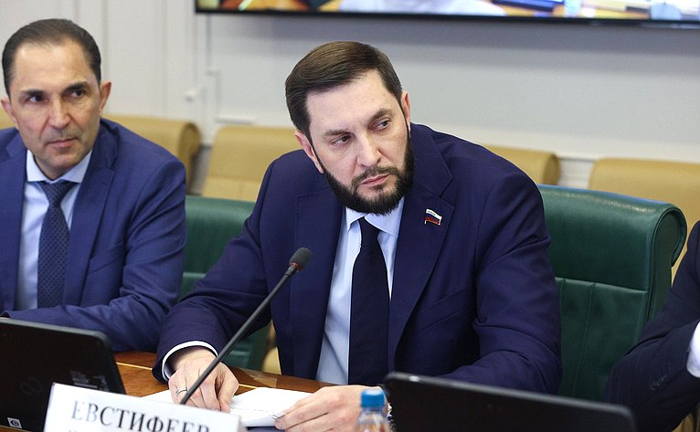 Иван Евстифеев