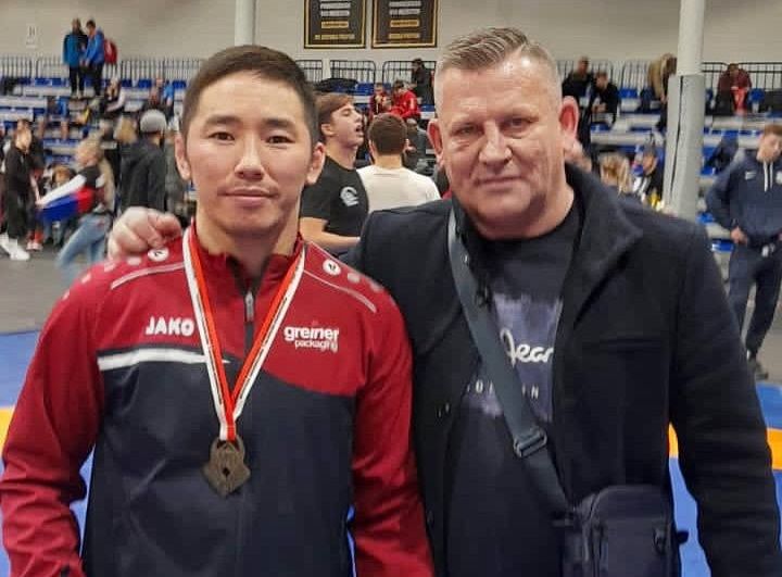 Эдуард Григорьев стал трехкратным чемпионом Польши по вольной борьбе