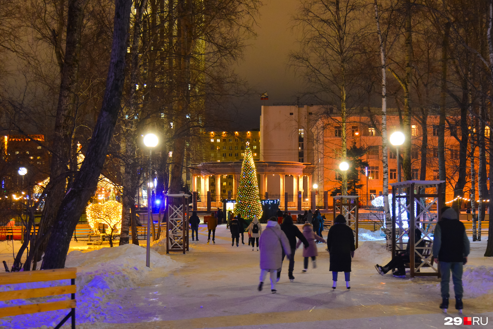 каток петровский парк