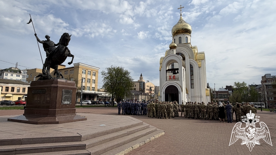 Росгвардейцы присоединились к молебну о памяти святого Георгия Победоносца в Иванове
