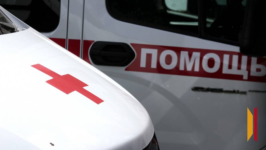 В Воронежской области работник склада ударился ногой о тележку и получил тяжелые травмы