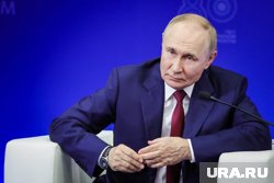 Новый концертный центр — дворец мирового уровня, отметил президент Владимир Путин