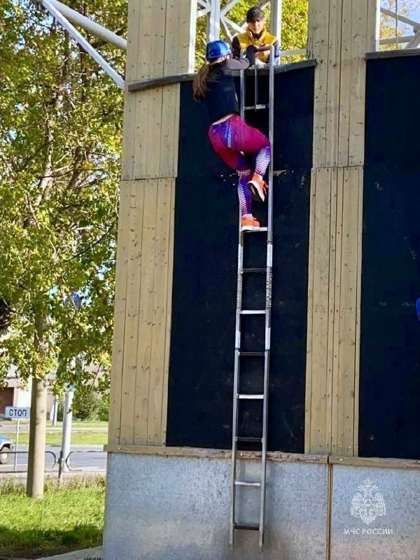 Юные спортсмены Магнитогорска покоряли учебную башню