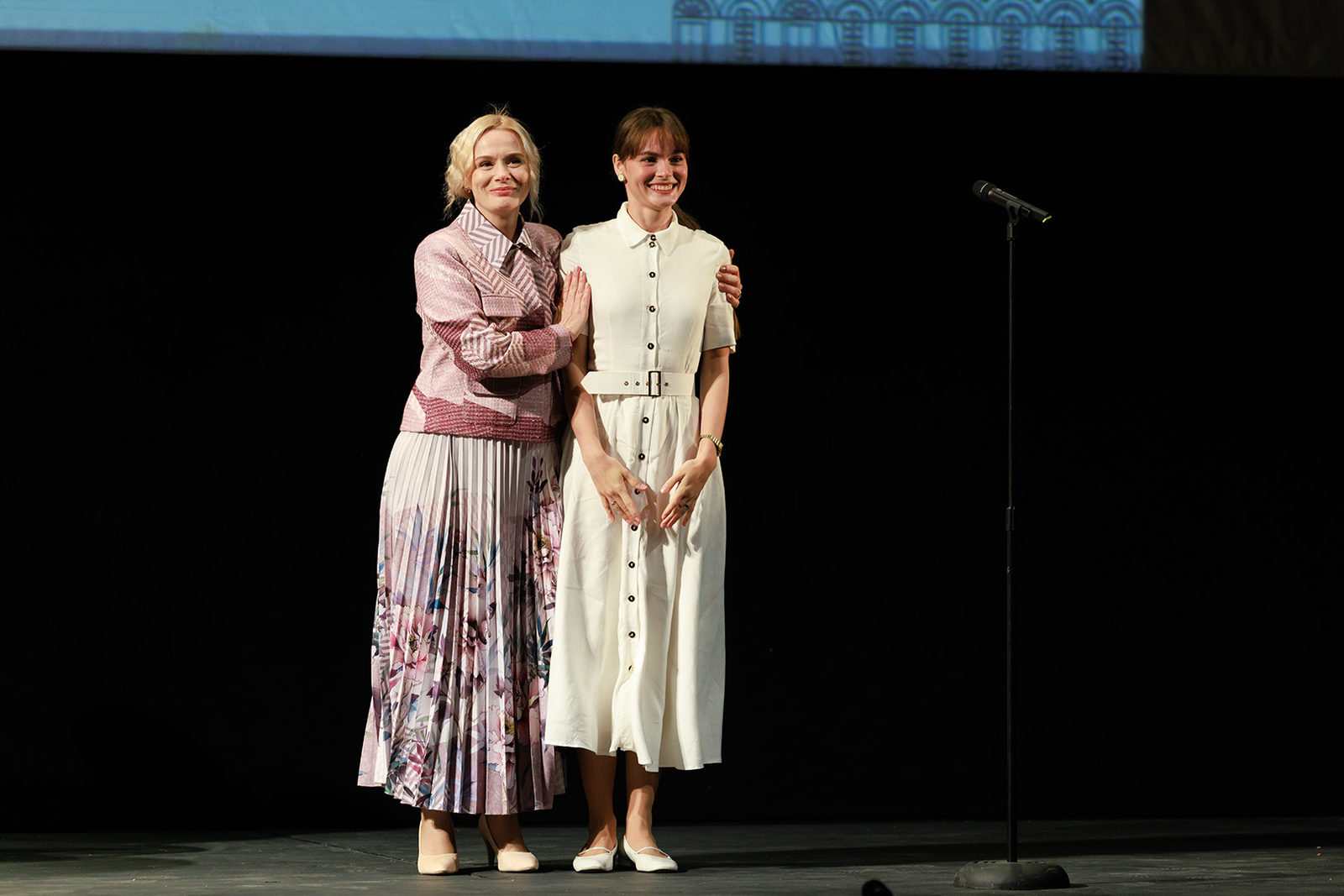 Алла Юганова, Ангелина Стречина и Денис Косиков приняты в труппу Малого театра