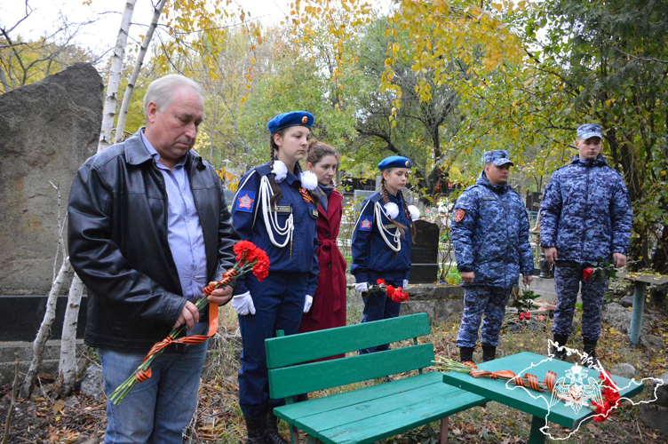 Росгвардейцы в Ялте почтили память Героя России Дмитрия Гребёнкина