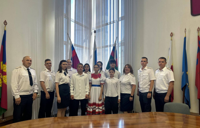 сотрудники ГУФСИН России по РО.jpg