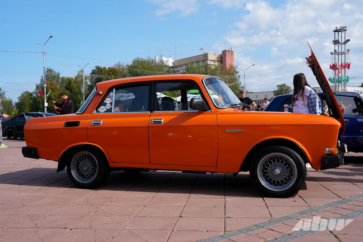 Монстр-трак Audi 100, Mosvagen и «Волга»-кабриолет: чем запомнился «Авто Тюнинг Батл» в Новополоцке