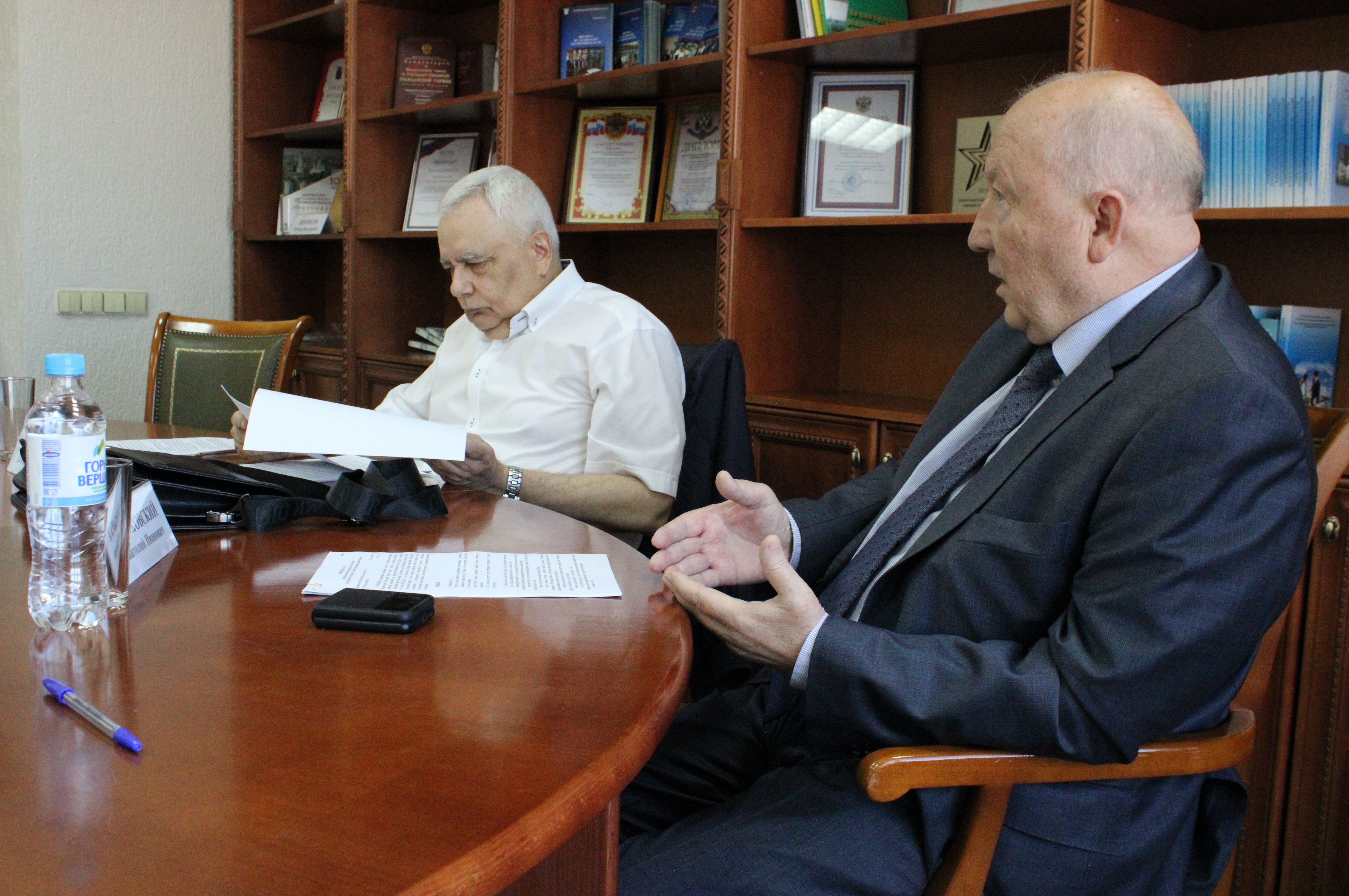 комиссия по осужденным. комиссия по осужденным. ик-6 сосновый бор псковская. комиссия по осужденным. комиссия по помилованию картинка.