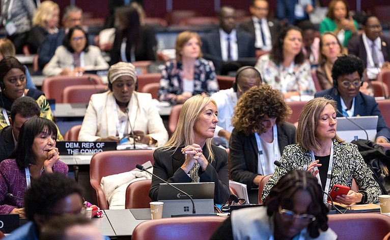 Сенаторы РФ приняли участие в заседании Постоянного комитета по вопросам демократии и прав человека. 151-я Ассамблея МПС